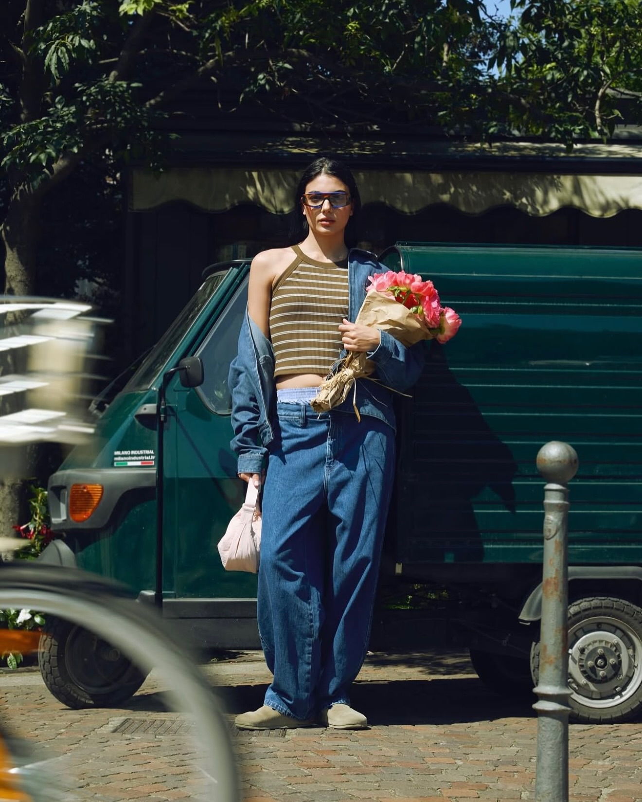 @uniqloeurope @nssgclub take us to a summer date @adjobelliot 🫦🍦

ph @carolina_amoretti
sylist @sofispini
ph. Assistant @carlotta.ricciiii
sylist Assistant @giorgiaacaliaa
mua @nicolemelillo_mua
hair @erissonmusella 

thx @vi.sgranocchio @ceciliacorsettiii